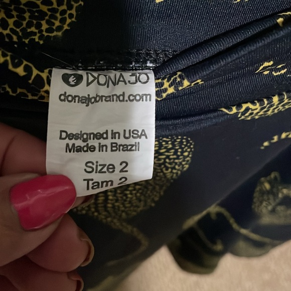 Dona Jo  Brand Leopard print Golf Skort  . Black and yellow - Picture 5 of 7